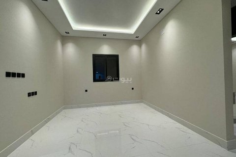 Villa de 6 chambres à Riyadh, Saudi Arabia No. 99518 15