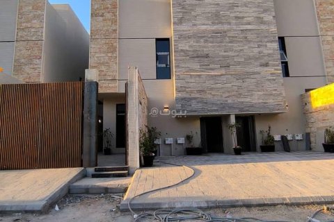3 bedrooms Apartment in Riyadh, Saudi Arabia No. 60171
