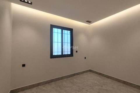 Villa de 5 dormitorios en Riyadh, Saudi Arabia No. 60170 8