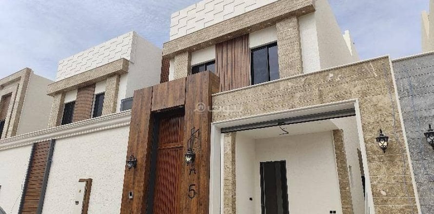 Villa de 5 dormitorios en Riyadh, Saudi Arabia No. 60170