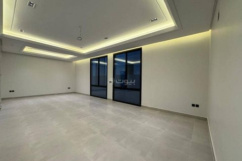 3 bedrooms Apartment in Riyadh, Saudi Arabia No. 60172 11