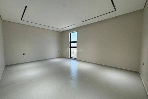 Villa de 5 dormitorios en Riyadh, Saudi Arabia No. 60166 18