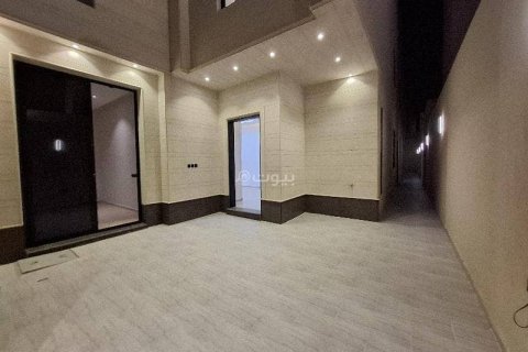 3 bedrooms Apartment in Riyadh, Saudi Arabia No. 67476