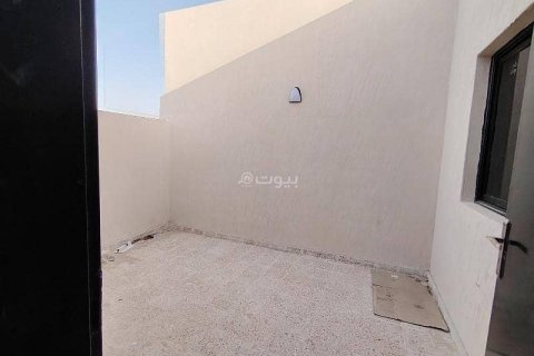 Villa de 8 dormitorios en Riyadh, Saudi Arabia No. 67480 3