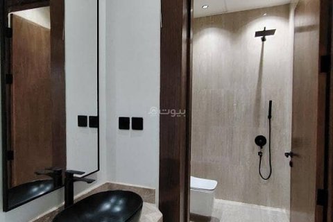 Villa de 8 dormitorios en Riyadh, Saudi Arabia No. 67480 11