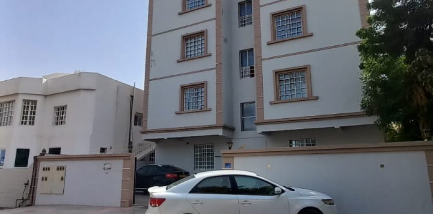 3 bedrooms Apartment in Muscat, Oman No. 54341