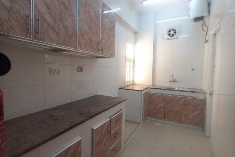 3 bedrooms Apartment in Muscat, Oman No. 54341 5