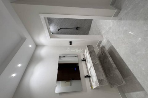 3 bedrooms Apartment in Riyadh, Saudi Arabia No. 69121