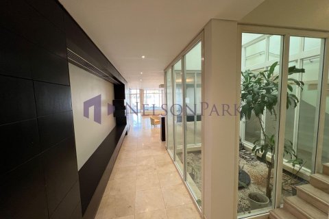 Villa de 4 dormitorios en Doha, Qatar No. 57970 19