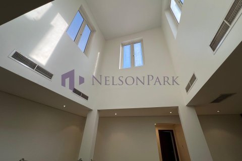 Villa de 4 dormitorios en Doha, Qatar No. 57970 22