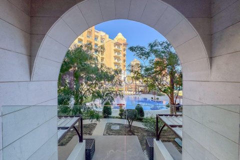 2 غرف نوم منزل ذو طابقين في الدوحة, Qatar رقم 57953 10