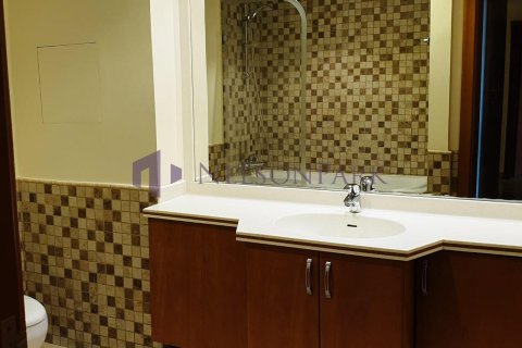 3 bedrooms Apartment in Doha, Qatar No. 57954 16