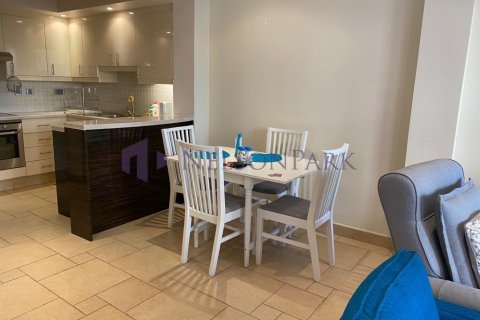1 غرف نوم شقة في الدوحة, Qatar رقم 57968 3