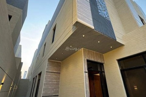 Квартира с 4 спальнями в Эр-Рияд, Саудовская Аравия №62810 3