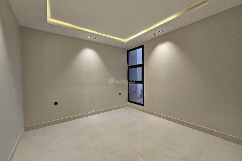 Villa de 7 dormitorios en Riyadh, Saudi Arabia No. 62830 17