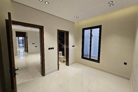 Villa de 7 dormitorios en Riyadh, Saudi Arabia No. 62830 13