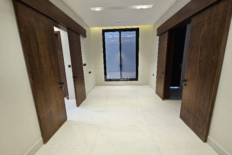 Villa de 7 dormitorios en Riyadh, Saudi Arabia No. 62830 5
