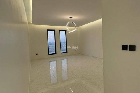 6 bedrooms Villa in Khobar, Saudi Arabia No. 60081 15
