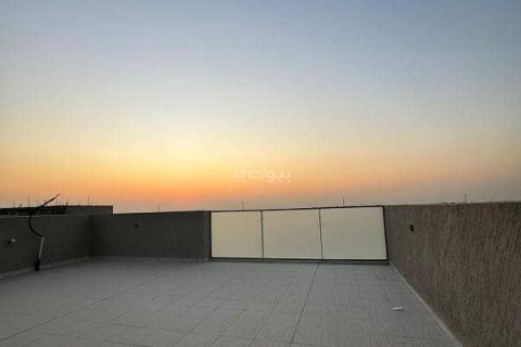 6 bedrooms Villa in Khobar, Saudi Arabia No. 60081 11