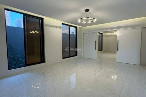 6 bedrooms Villa in Khobar, Saudi Arabia No. 60081 7