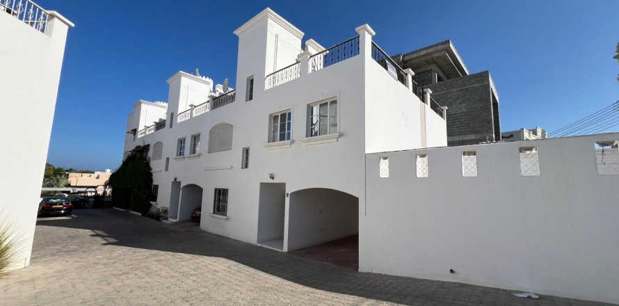 Townhouse de 3 chambres à Muscat, Oman No. 54900