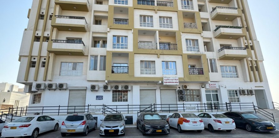 Apartment de 3 dormitorios en Al Ansab, Oman No. 54811
