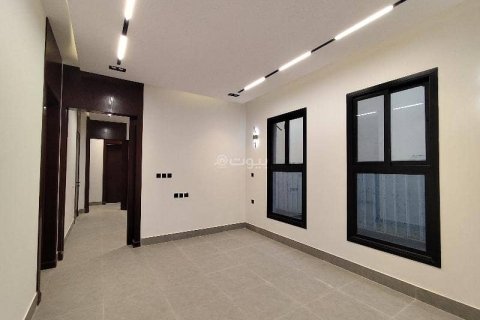 3 bedrooms Apartment in Riyadh, Saudi Arabia No. 62570 8