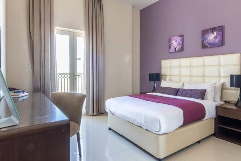 Appartement de 2 chambres à Jebel Ali, UAE No. 95223
