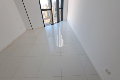 4 غرف نوم شقة في Corniche Road, الإمارات العربية المتحدة رقم 32170 18
