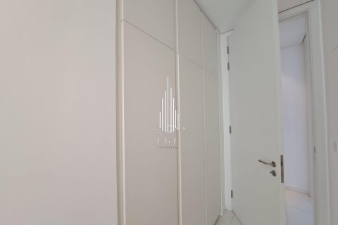4 غرف نوم شقة في Corniche Road, الإمارات العربية المتحدة رقم 32170 13