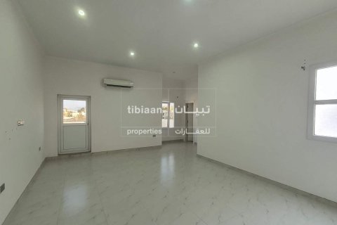 Apartment de 3 dormitorios en As Sib, Oman No. 53734 5