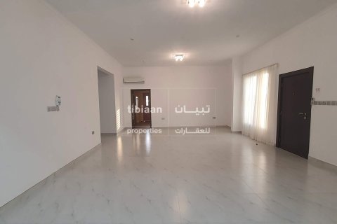 Apartment de 3 dormitorios en As Sib, Oman No. 53734 6
