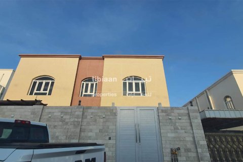 Villa de 4 chambres à As Sib, Oman No. 53341 13