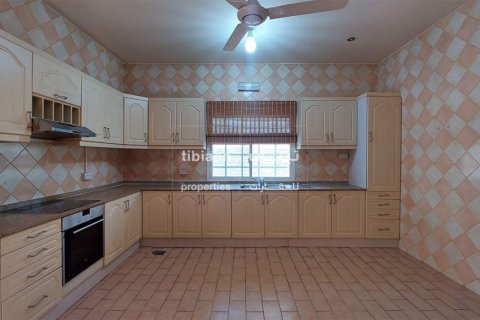 Villa Gemela de 5 dormitorios en Muscat, Oman No. 53344 6