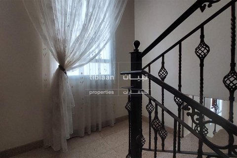 Villa Gemela de 5 dormitorios en Muscat, Oman No. 53344 12