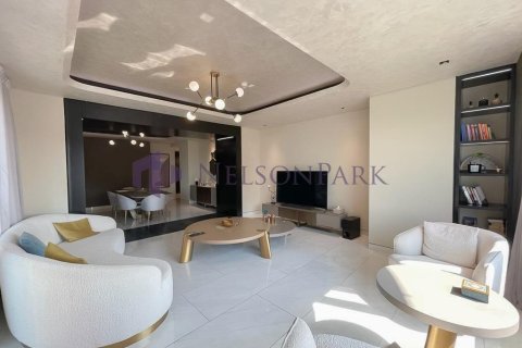 3 bedrooms Apartment in Doha, Qatar No. 56965 9