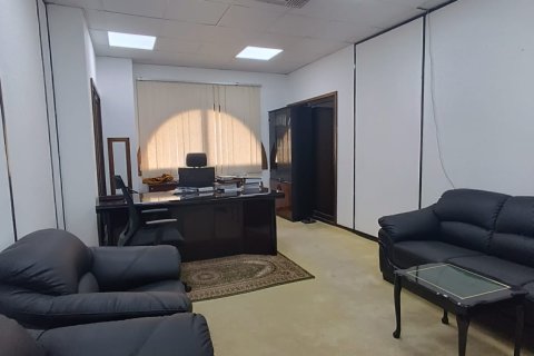 Office de 350m² à Ruwi, Oman No. 54846 9