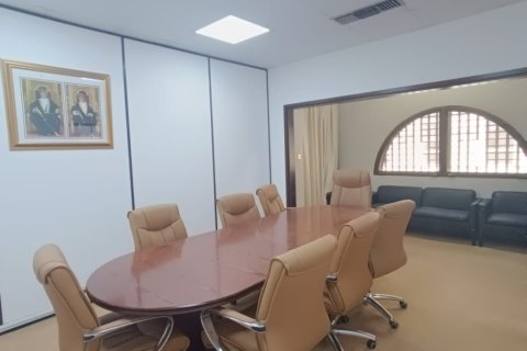 Office de 350m² à Ruwi, Oman No. 54846 10