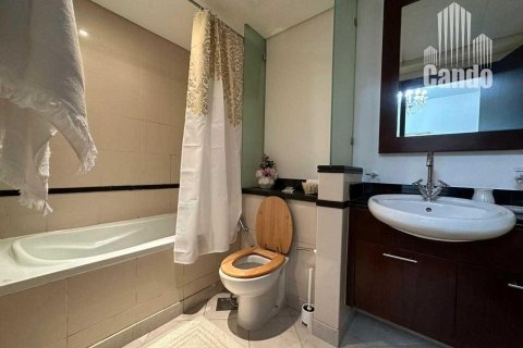 1 bedroom Apartment in Golf Towers, UAE No. 66878 12
