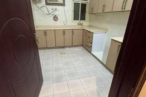 4 bedrooms Apartment in Riyadh, Saudi Arabia No. 61386