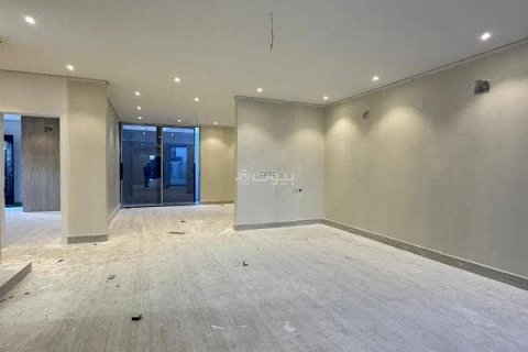Villa de 6 dormitorios en Khobar, Saudi Arabia No. 60066 7