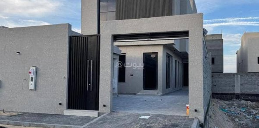 Villa de 6 dormitorios en Khobar, Saudi Arabia No. 60066