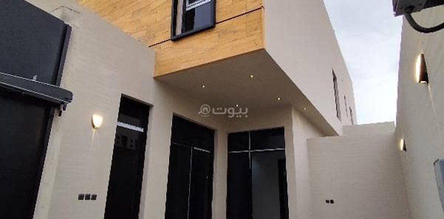 Villa de 6 dormitorios en Riyadh, Saudi Arabia No. 60017