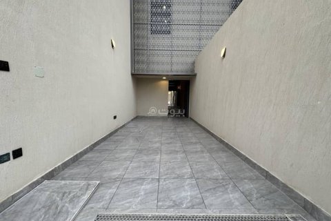 4 bedrooms Apartment in Riyadh, Saudi Arabia No. 60013