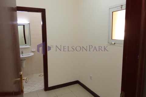 Villa de 4 dormitorios en Doha, Qatar No. 57473 20