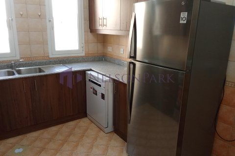 Villa de 4 dormitorios en Doha, Qatar No. 57473 8