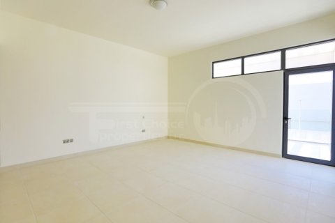 Villa de 5 dormitorios en  Yas Island, UAE No. 13389 10