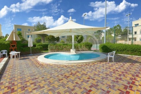 5 bedrooms Villa in Abu Dhabi, UAE No. 13392 20