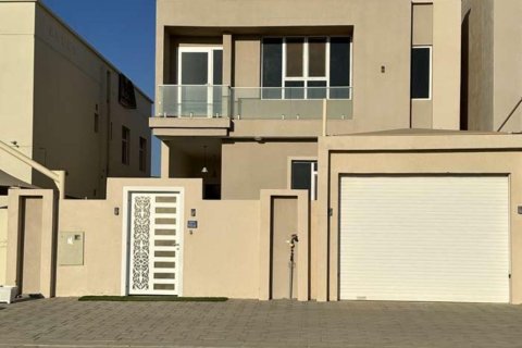 7 bedrooms Villa in Muscat, Oman No. 98586