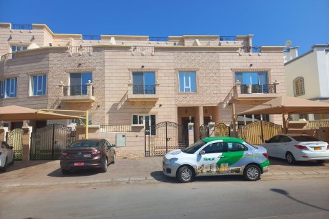 5 غرفة نوم  فيلا في مسقط , عُمان رقم 98581